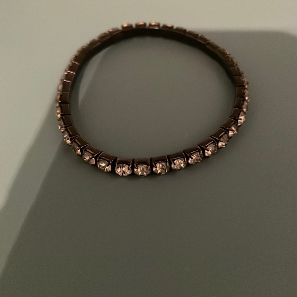 5 bracelets different colours